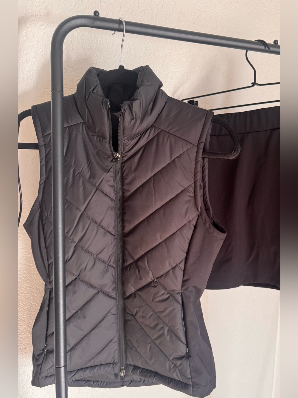 CALIA Black Quilted Sleeveless Puffer Vest & Skort Women